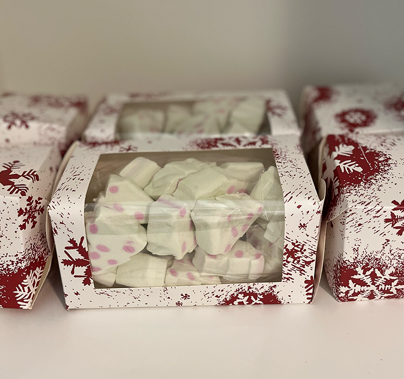 Christmas Cracker Marshmallows